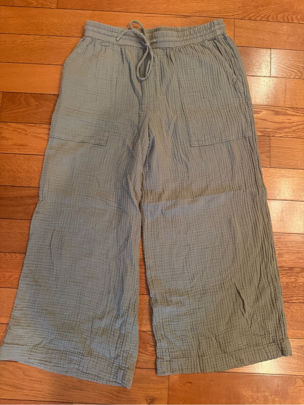 Boho Universal Thread Sage Green Wide Leg Gauze Cropped Pants M EUC - Picture 2 of 5